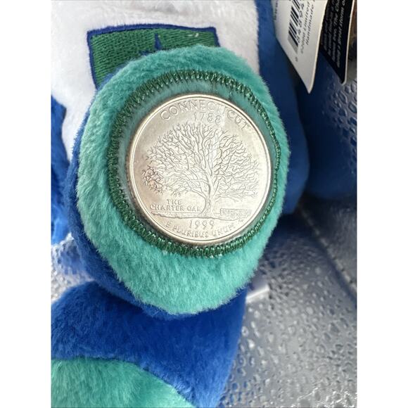 Limited Treasures Coin Bear, Connecticut, 50 Club, New with Tag - Picture 6 of 8